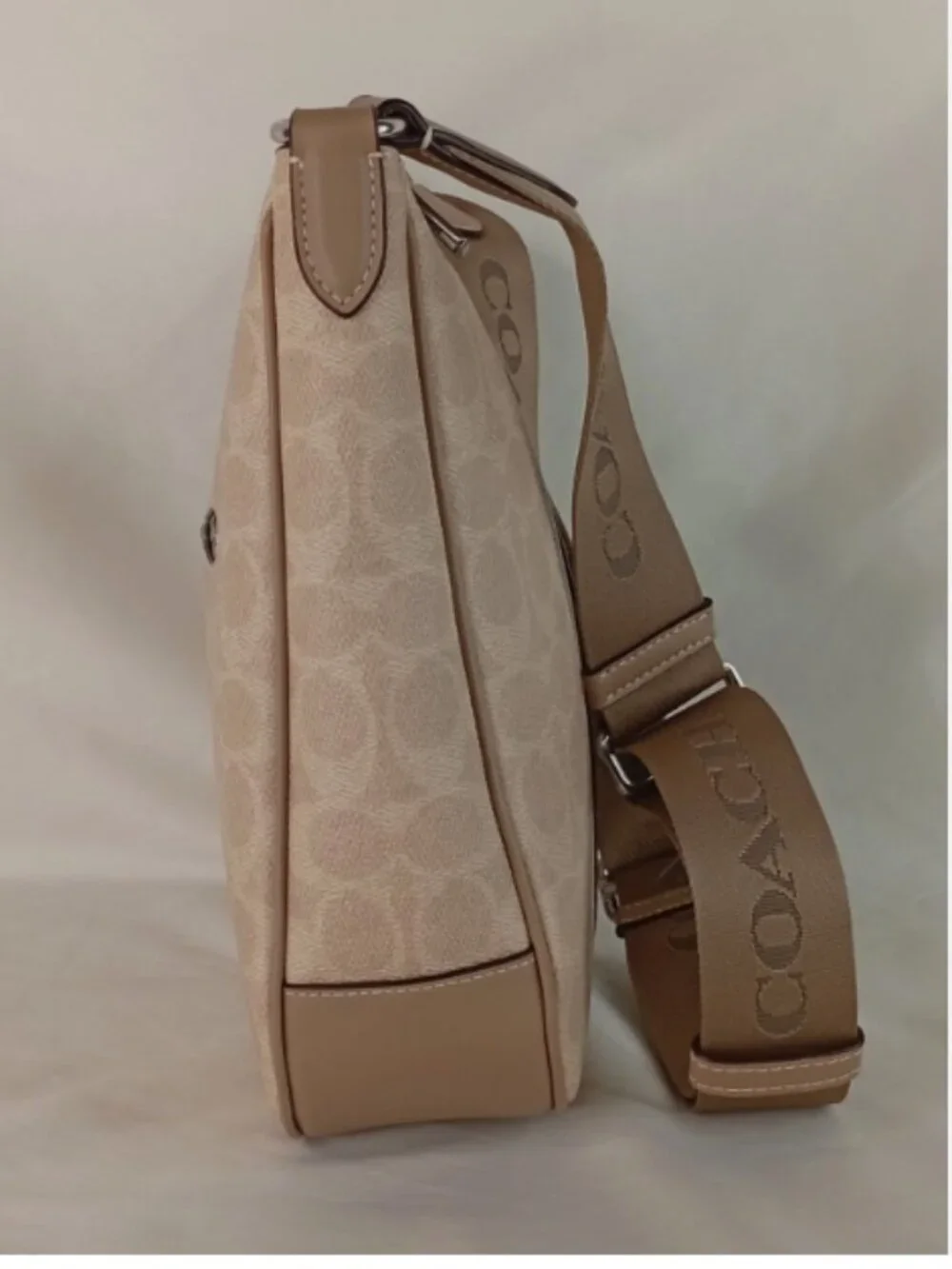 Coach Ellie File Bag In Signature Canvas w/ Stripe Taupe CZ183 Used *BAG ONLY*